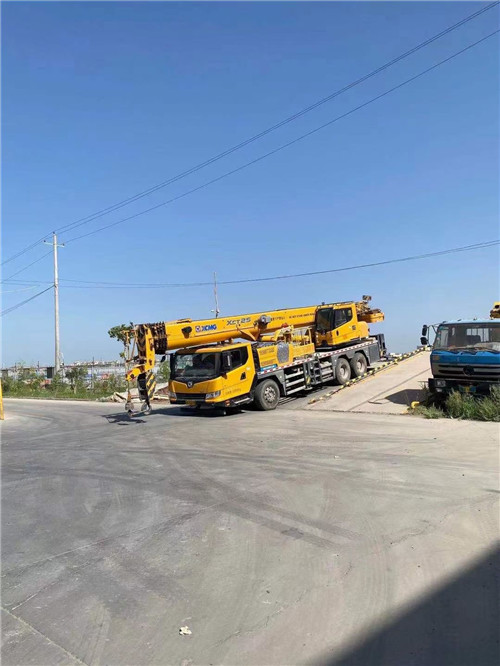 卢氏县吊车作业时，可能会产生哪些额外收费项目？