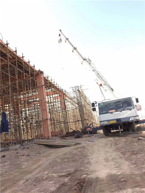 卢氏县25 吨、50 吨吊车怎么选？多大重量 / 半径适合对应车型？